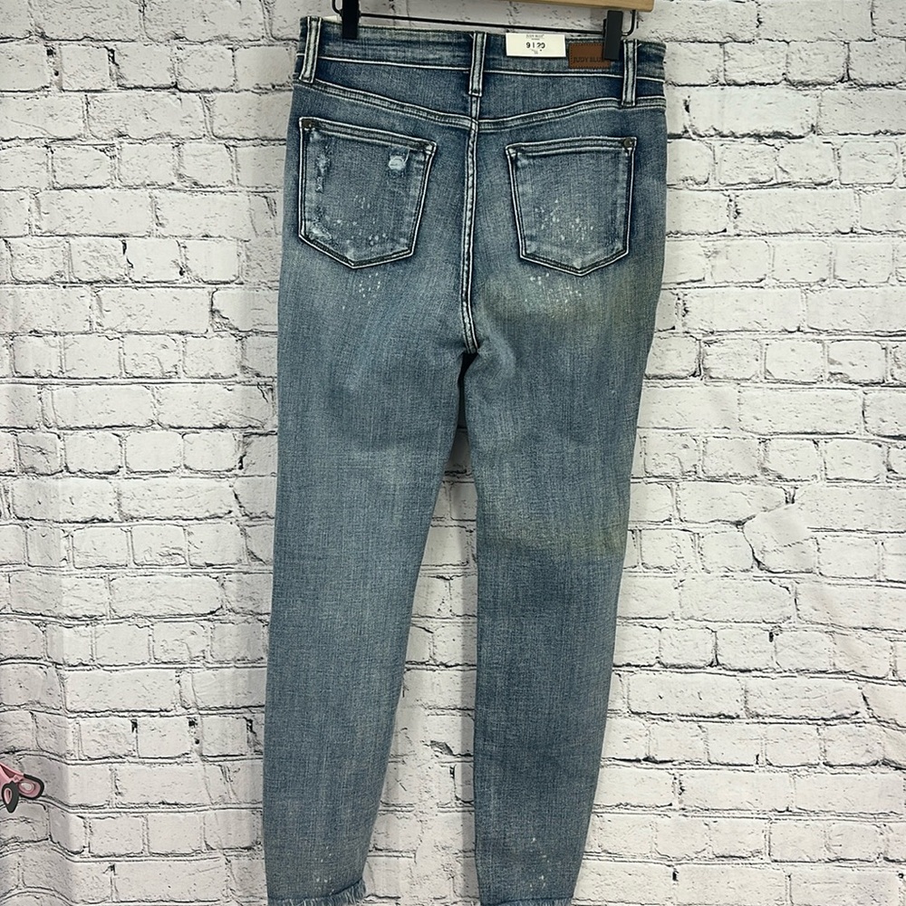 JUDY BLUE Skinny Fit High-Waisted Distressed Denim Jeans 9/29 Light Blue *NWT* - Picture 6 of 11
